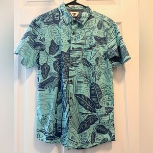 VISSLA Aqua and Navy Leaf-Print Short-Sleeve Button-Down Shirt